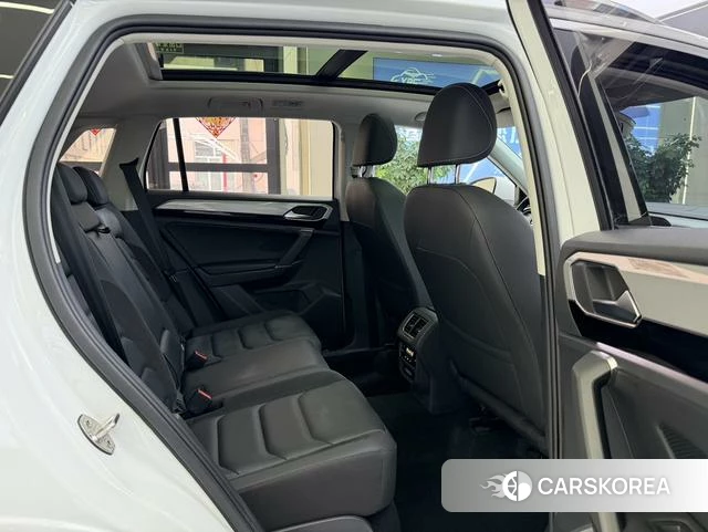 Volkswagen Tayron 2020 Белый из Китая, фото 4