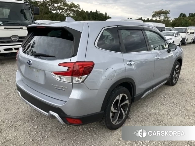 Subaru Forester 2023 из Японии, фото 2