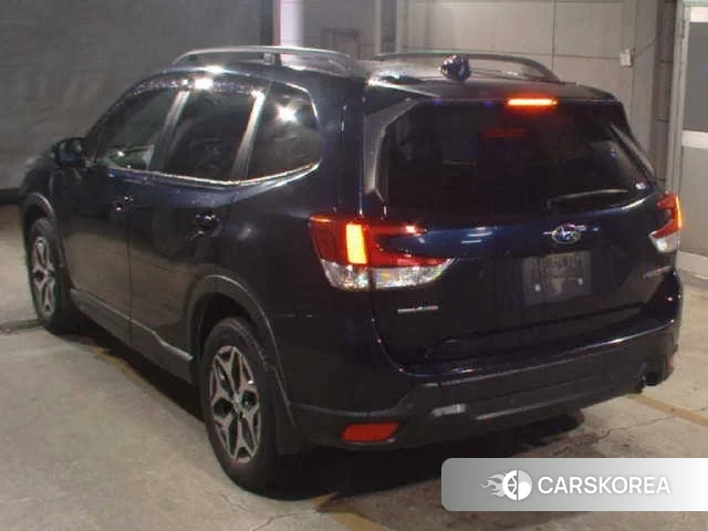 Subaru Forester 2018 из Японии, фото 2