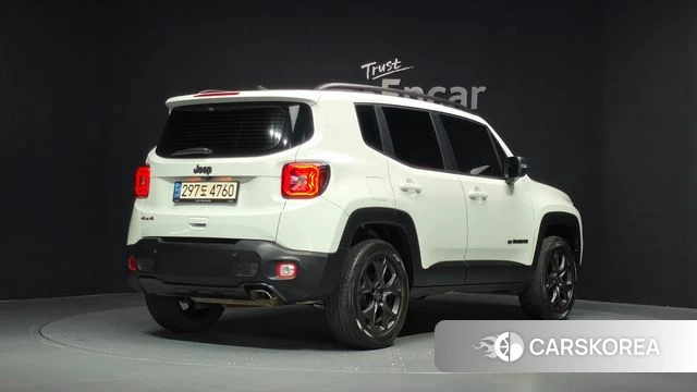 Jeep Renegade id 4769445 из Кореи 12