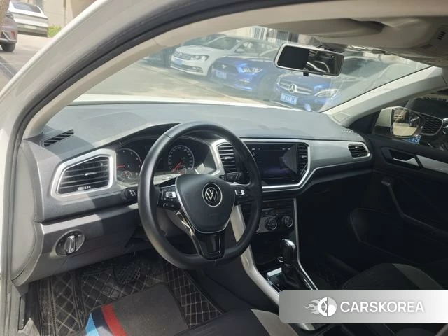 Volkswagen T-Roc 2021 Белый из Китая, фото 2