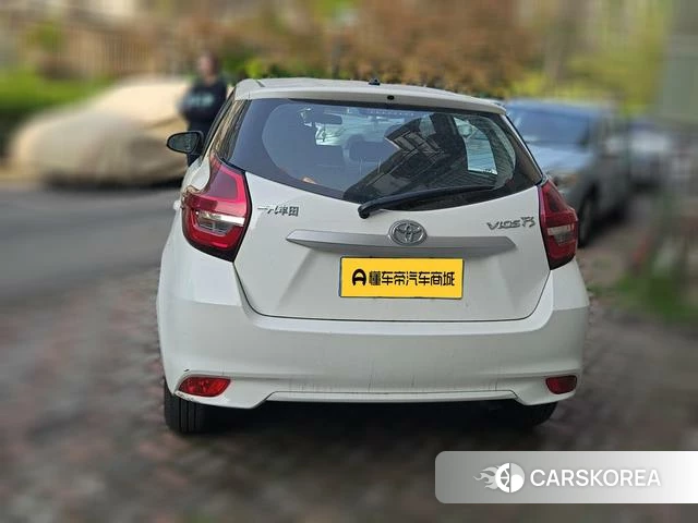 Toyota Vios 2022 Белый из Китая, фото 2