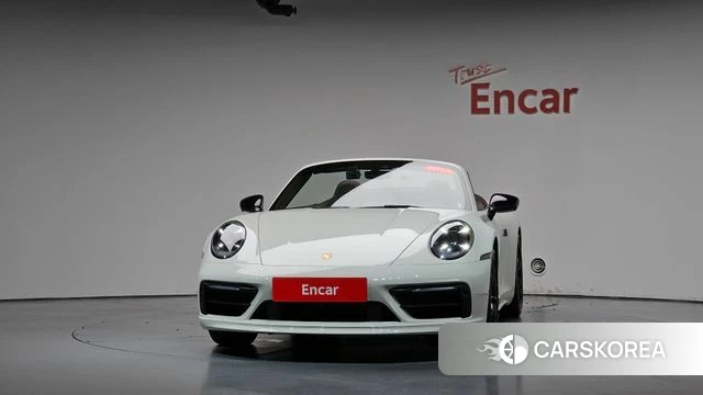 Porsche 911(992) id 4737049 из Кореи 12