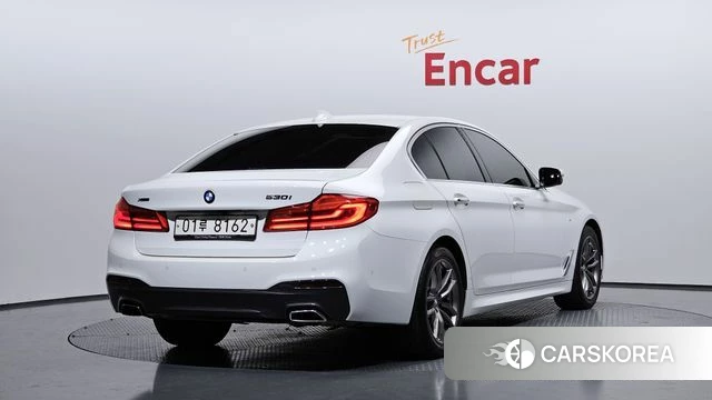 BMW 5 Series (G30) id 3886489 из Кореи 12