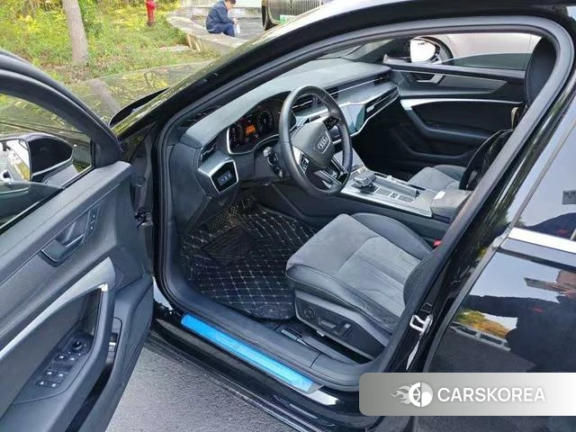 Audi A6L 2021 Черный из Китая, фото 2