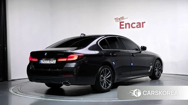 BMW 5 Series (G30) id 5034221 из Кореи 12