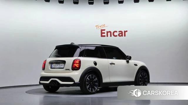 Mini Cooper S id 5040250 из Кореи 12