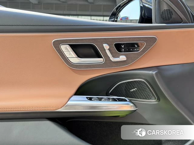 Mercedes-Benz E-Class 2024 Черный из Китая, фото 6