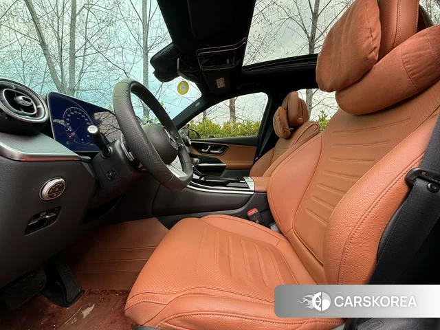 Mercedes-Benz GLC 2023 Черный из Китая, фото 2