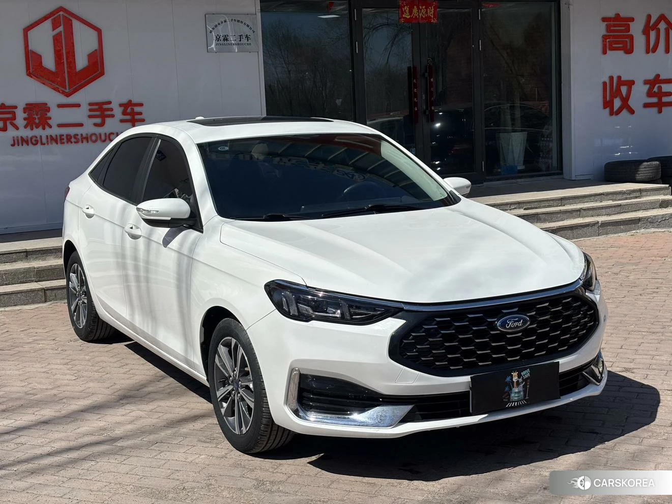 Ford Escort 2021 Белый из Китая, фото 2