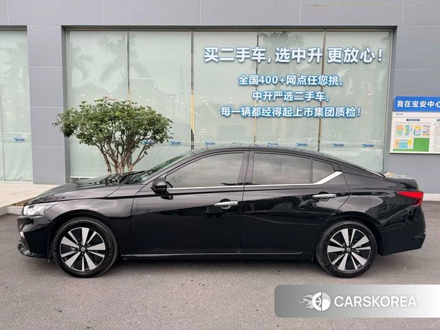 Nissan Altima 2022 Черный из Китая, фото 4
