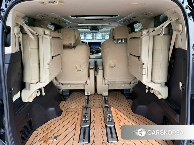 Toyota Vellfire 2021 Черный из Китая, фото 4