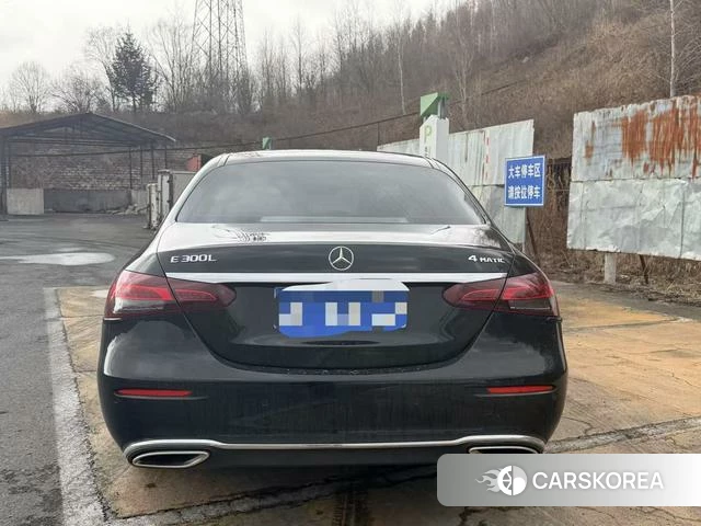 Mercedes-Benz E-Class 2021 Черный из Китая, фото 2