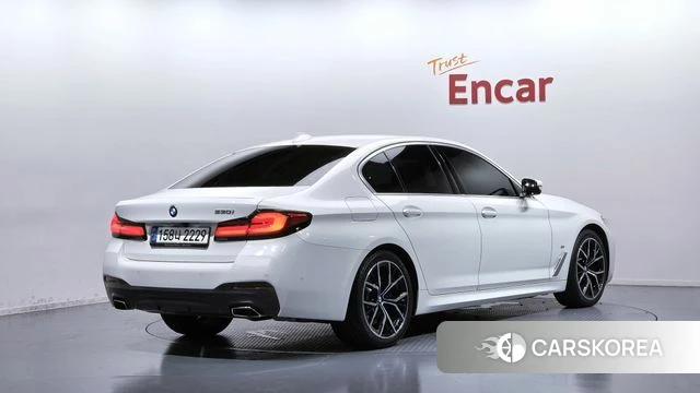 BMW 5 Series (G30) id 4982309 из Кореи 12