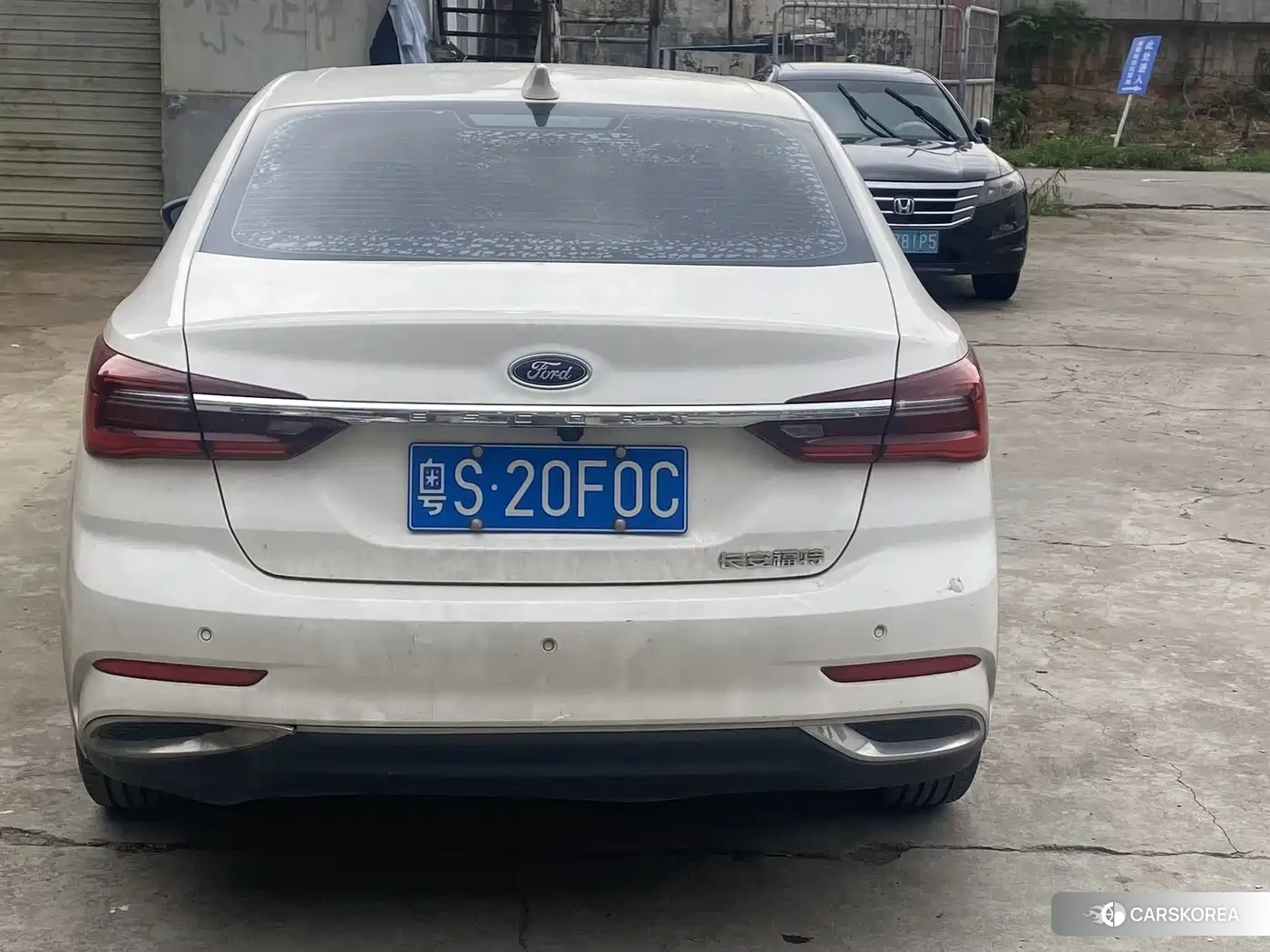Ford Escort 2022 Белый из Китая, фото 3