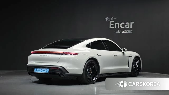 Porsche Taycan id 4965570 из Кореи 12