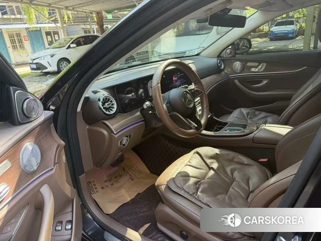 Mercedes-Benz E-Class 2021 Черный из Китая, фото 2