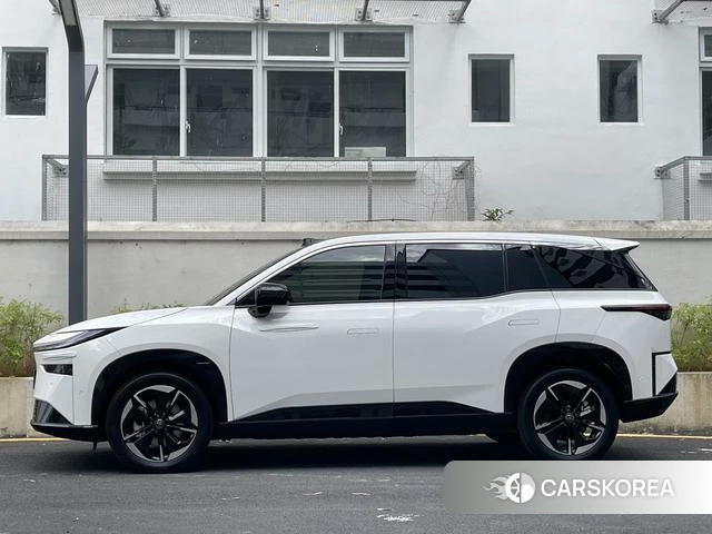 Toyota bZ3X 2026 Белый из Китая, фото 2