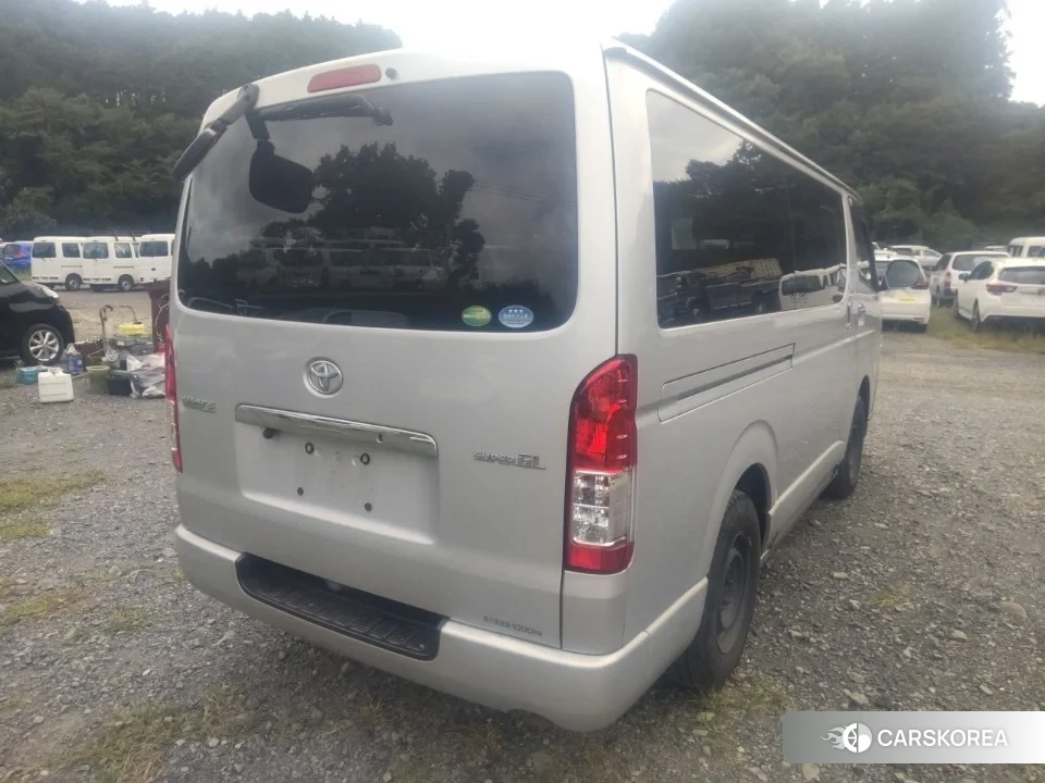 Toyota HiAce Van 2019 из Японии, фото 2
