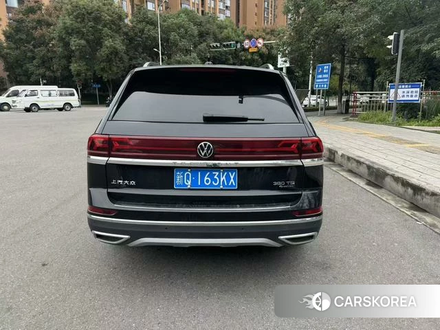 Volkswagen Teramont 2023 Черный из Китая, фото 5