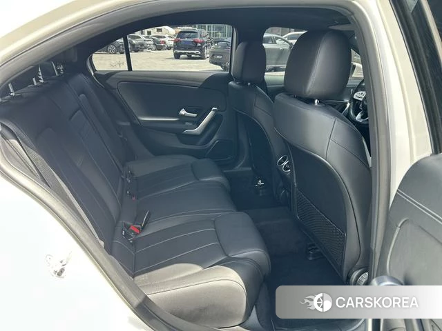 Mercedes-Benz A-Class 2022 Белый из Китая, фото 2