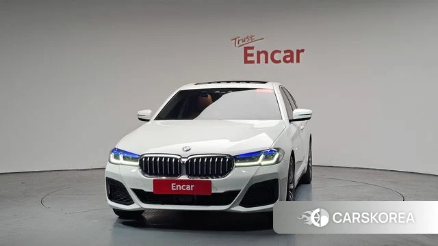 BMW 5 Series (G30) id 3936947 из Кореи 12