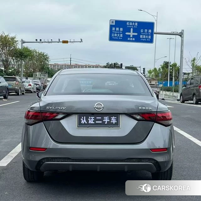 Nissan Sylphy 2021 Темно-серый из Китая, фото 2