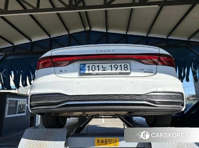 Audi A7 (4K) 2023 Белый из Кореи, фото 2