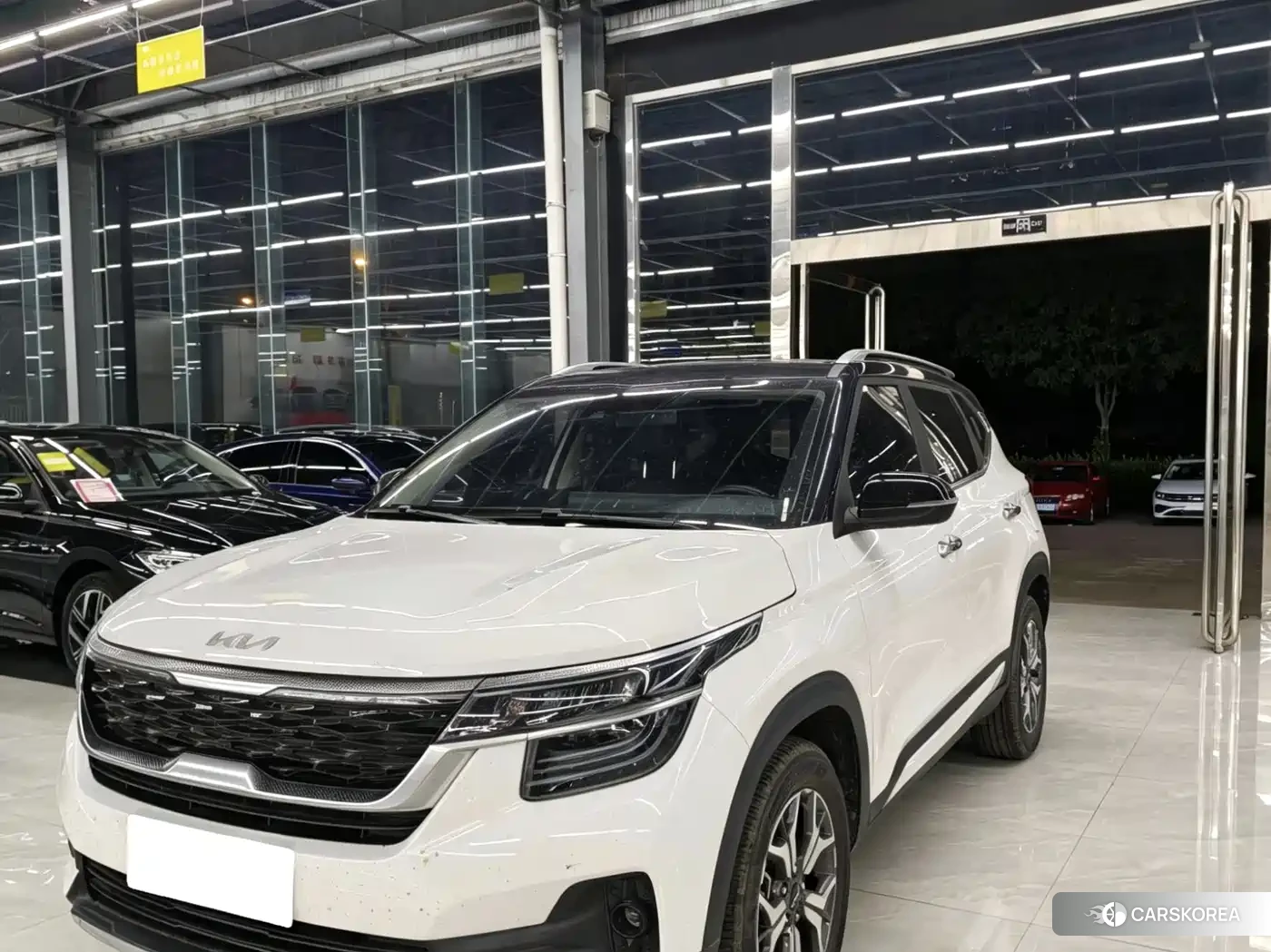 Kia KX3 2025 Белый из Китая, фото 2