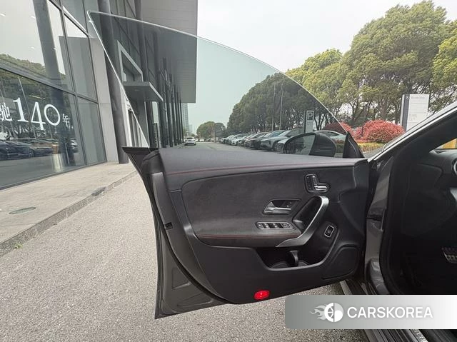 Mercedes-Benz CLA 2021 Темно-серый из Китая, фото 3