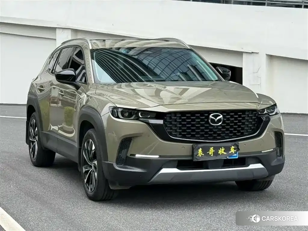Mazda CX-50 2024 Champagne/brown из Китая, фото 2
