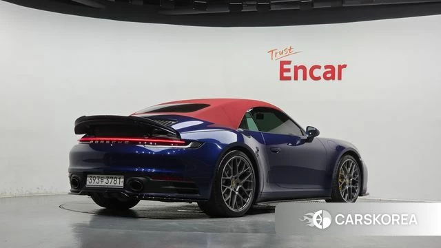 Porsche 911(992) id 4836546 из Кореи 12