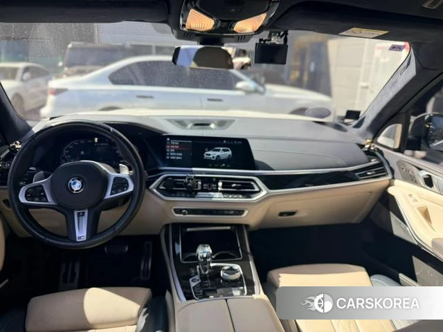 BMW X7 (G07) 2021 Белый из Кореи, фото 2