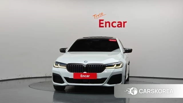 BMW 5 Series (G30) id 4991952 из Кореи 12