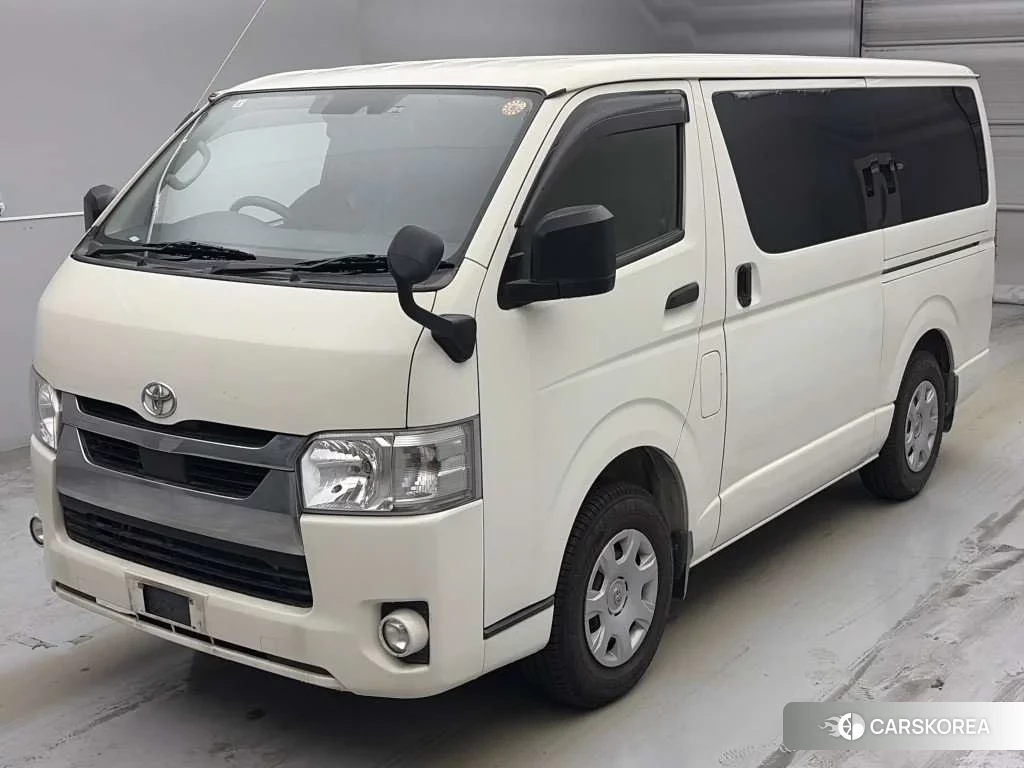 Toyota HiAce Van 2021 из Японии, фото 2