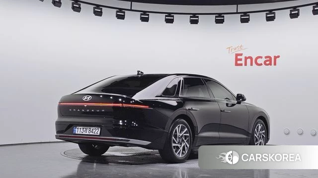 Hyundai Grandeur Hybrid (GN7) id 4630664 из Кореи 12
