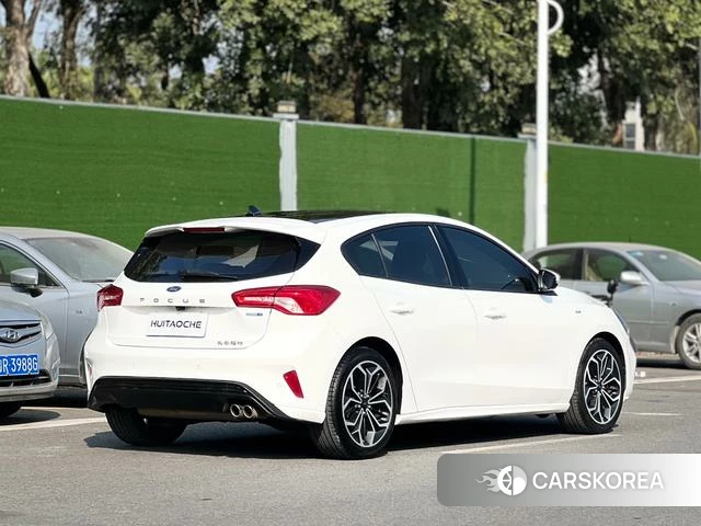 Ford Focus 2021 Белый из Китая, фото 6