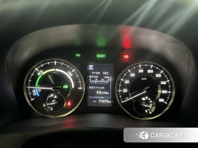 Toyota Alphard 2021 Белый из Китая, фото 2