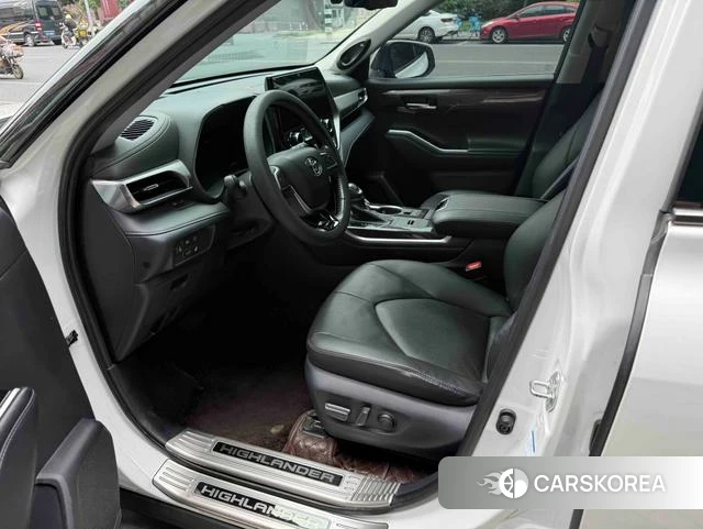 Toyota Highlander 2021 Белый из Китая, фото 2