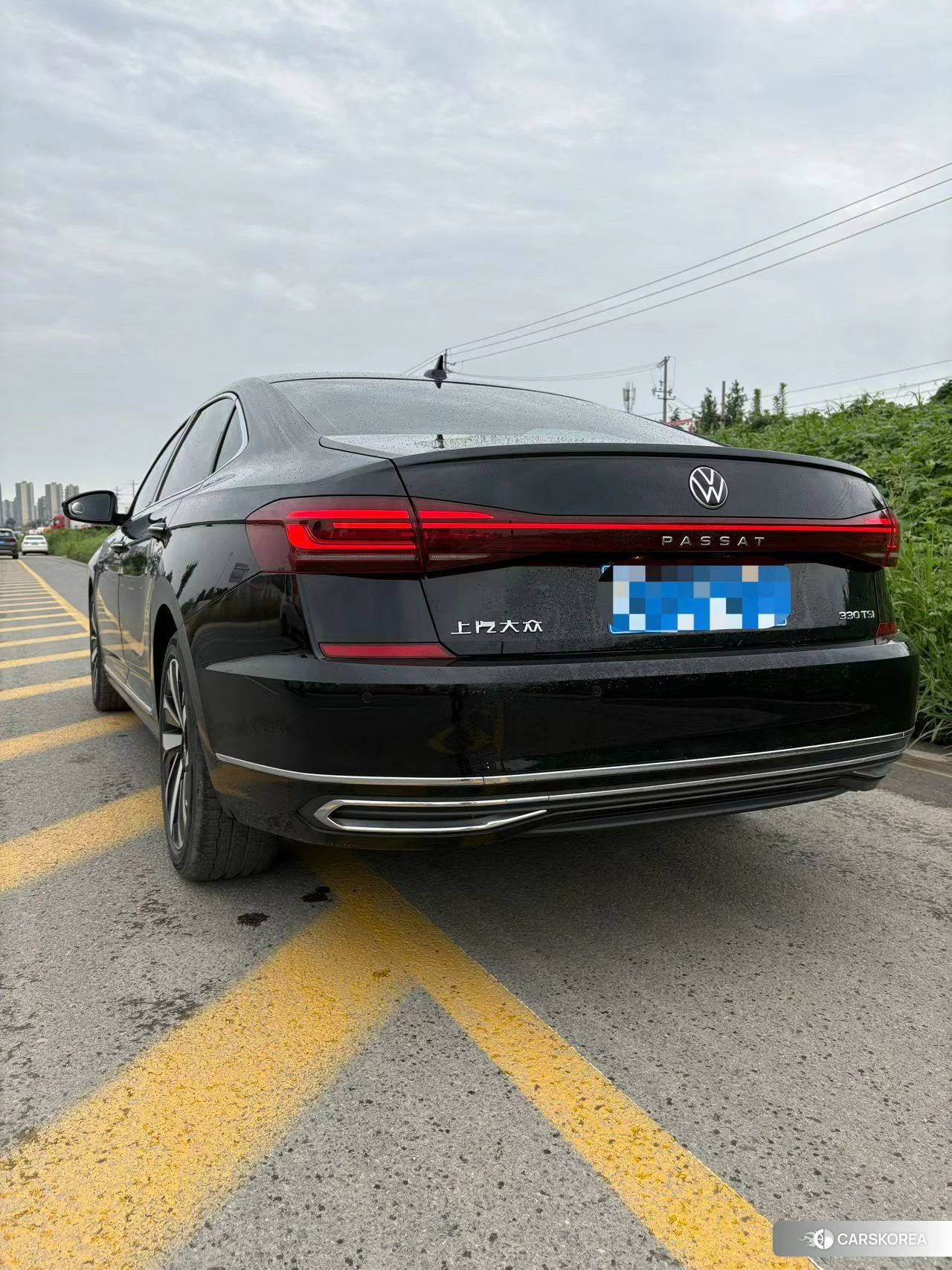 Volkswagen Passat 2022 Черный из Китая, фото 2