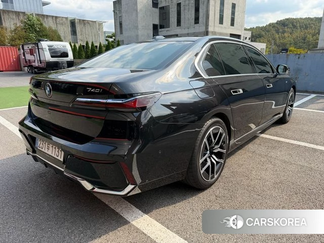 BMW 7 Series (G70) id 4990371 из Кореи 12