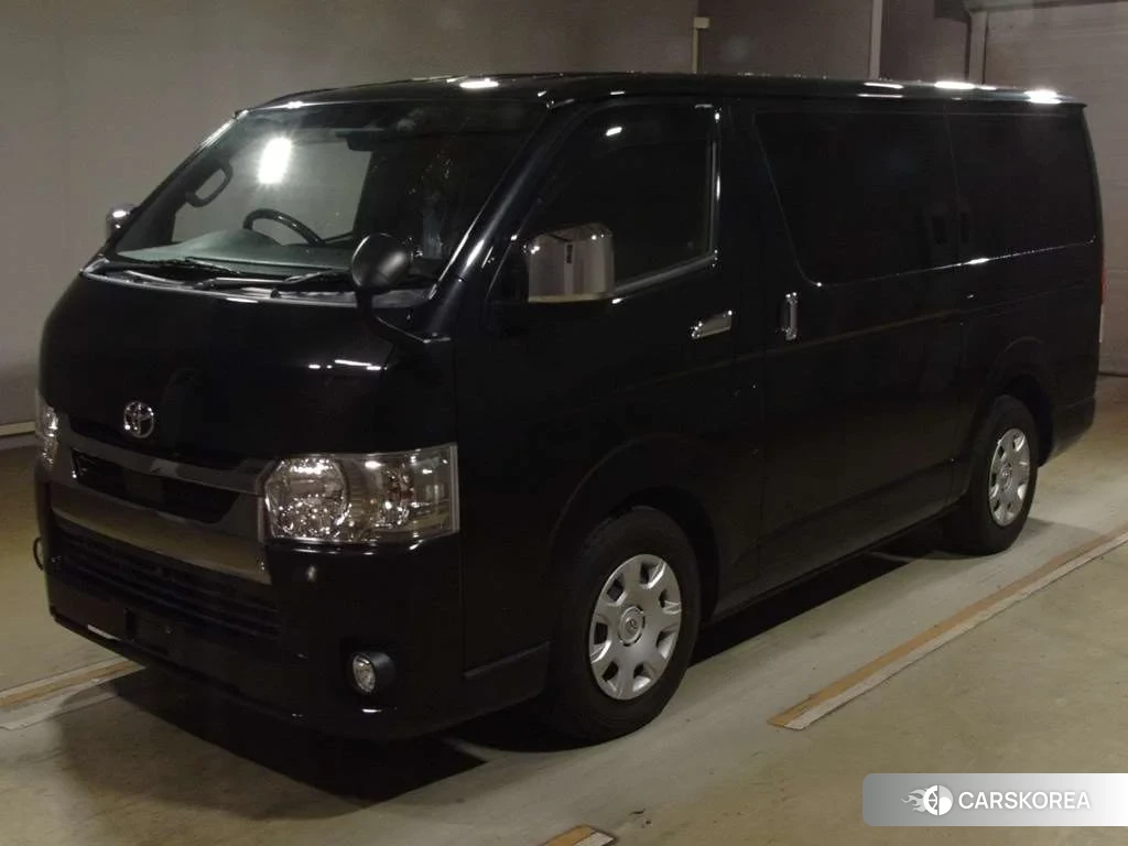 Toyota HiAce Van 2021 из Японии, фото 2