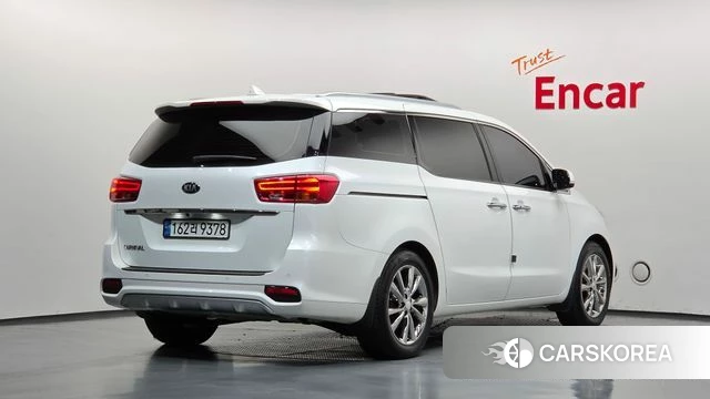 Kia The New Carnival id 5048609 из Кореи 12