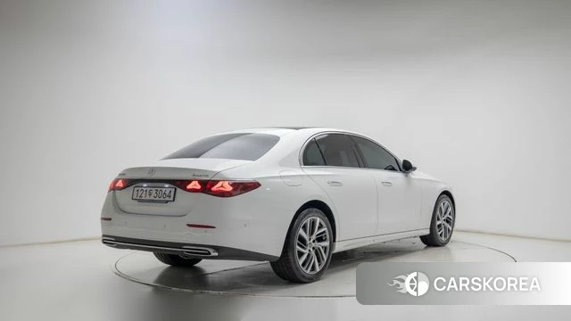 Mercedes-Benz E-Class W214 id 4974928 из Кореи 10