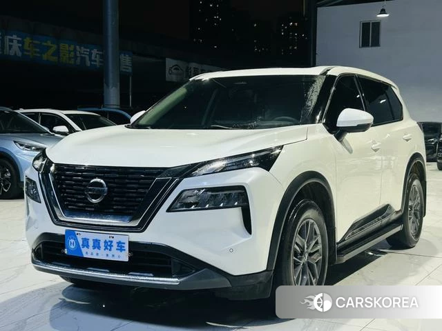 Nissan X-Trail 2023 Белый из Китая, фото 2