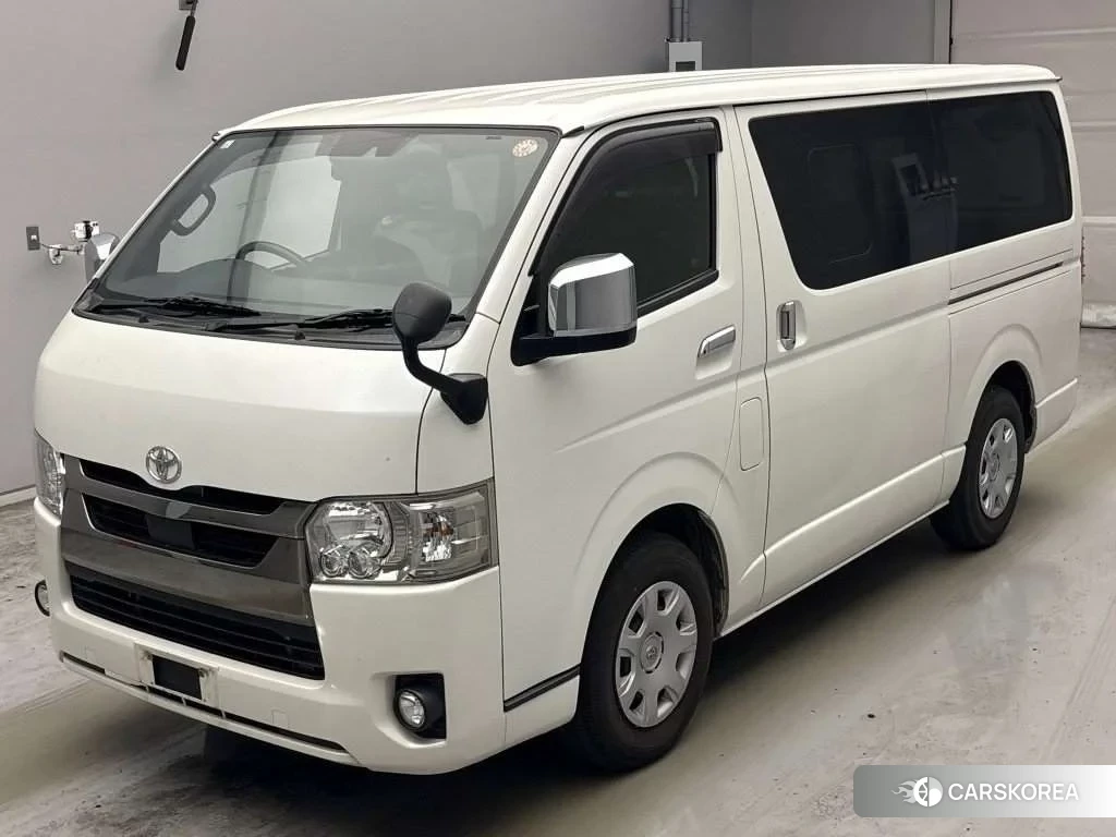 Toyota HiAce Van 2021 из Японии, фото 2
