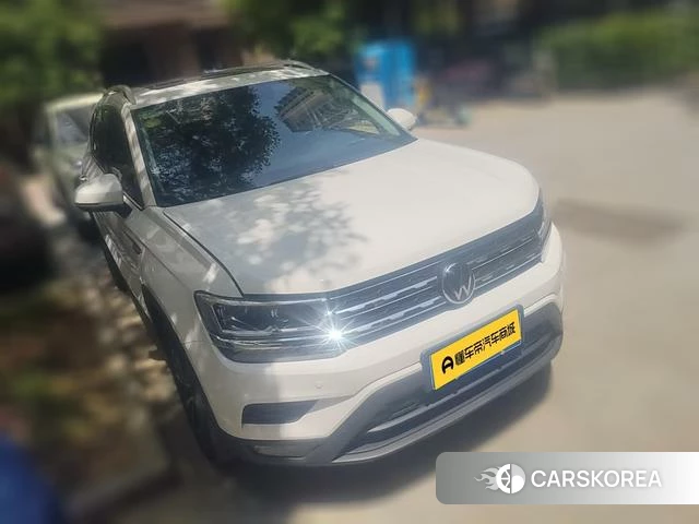 Volkswagen Tharu 2021 Белый из Китая, фото 2
