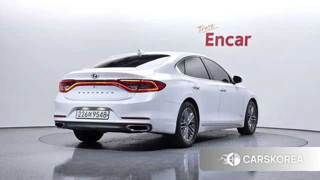 Hyundai Grandeur IG id 3598700 из Кореи 12