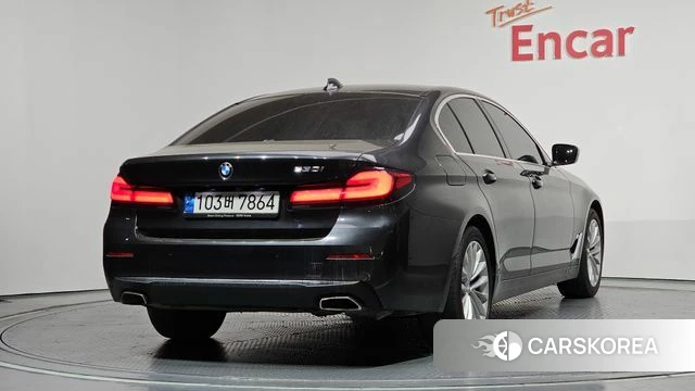 BMW 5 Series (G30) id 4187037 из Кореи 12