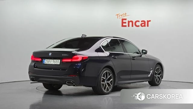 BMW 5 Series (G30) id 5017771 из Кореи 12